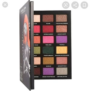 Makeup Revolution Nightmare before Christmas